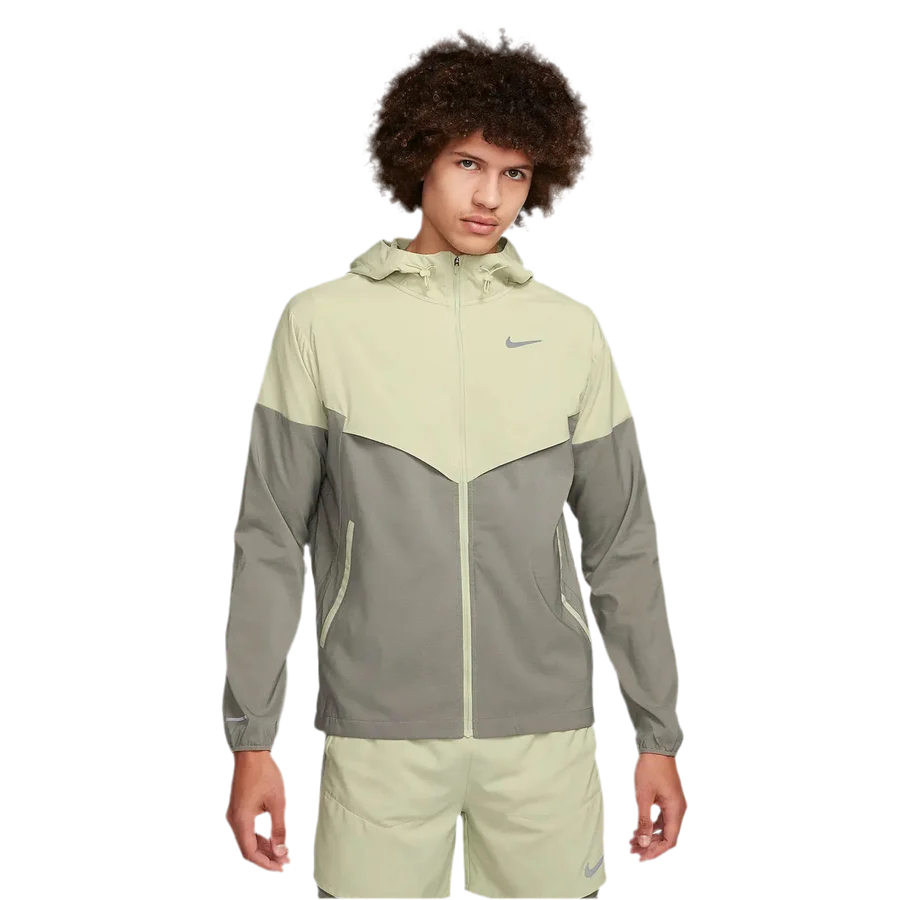 NIKE - OLIVE UV JACKET