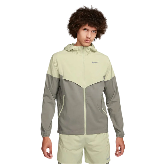 NIKE - OLIVE UV JACKET